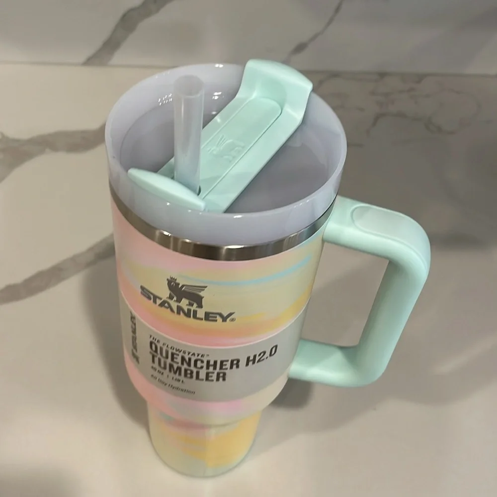 Stanley - WARM SERENE BRUSHSTROKES aka ‘Taylor Swift Stanley’ 40oz Tumbler - NWT